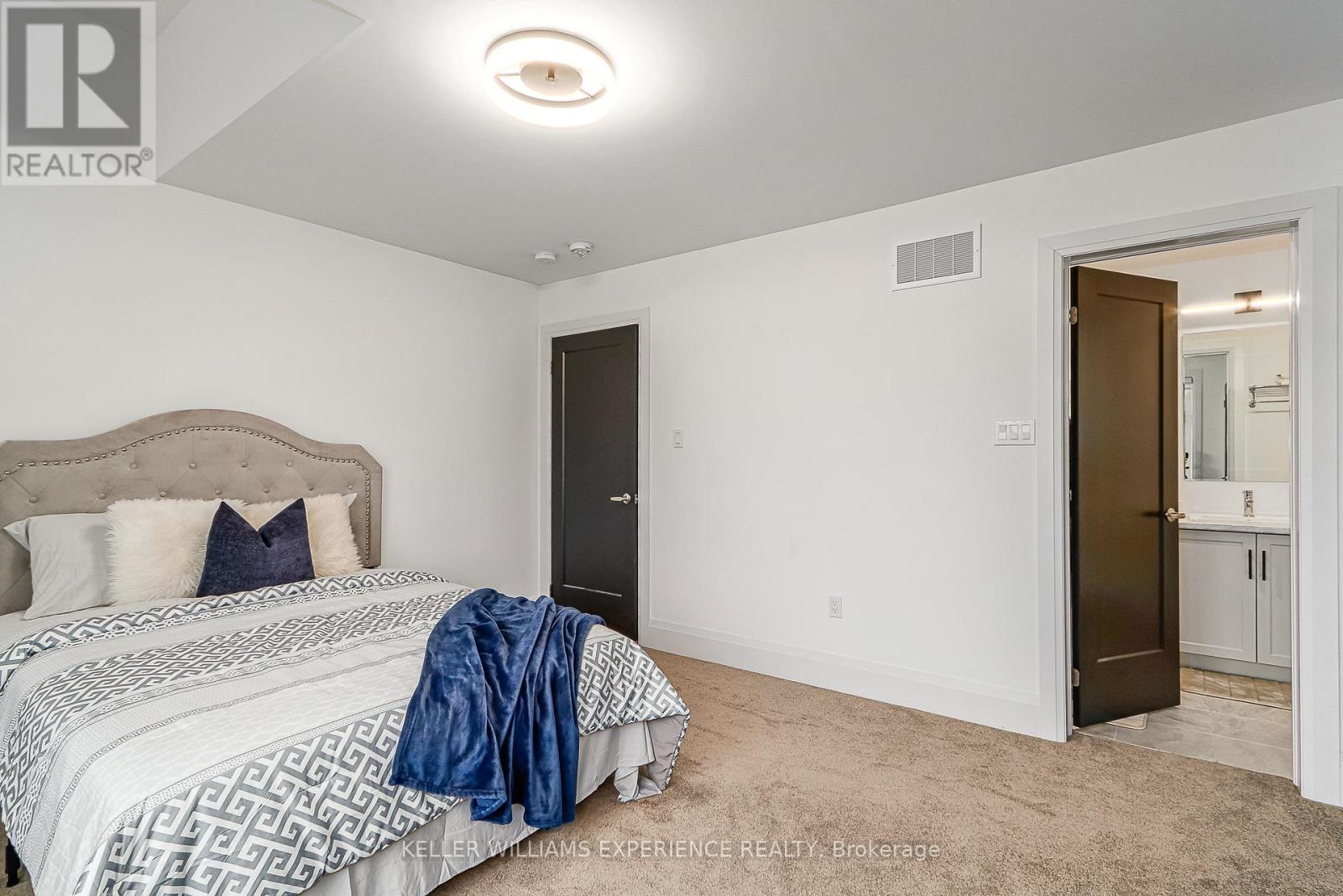 129 Sebastian Street, Blue Mountains, Ontario  N0H 1J0 - Photo 21 - X12981740