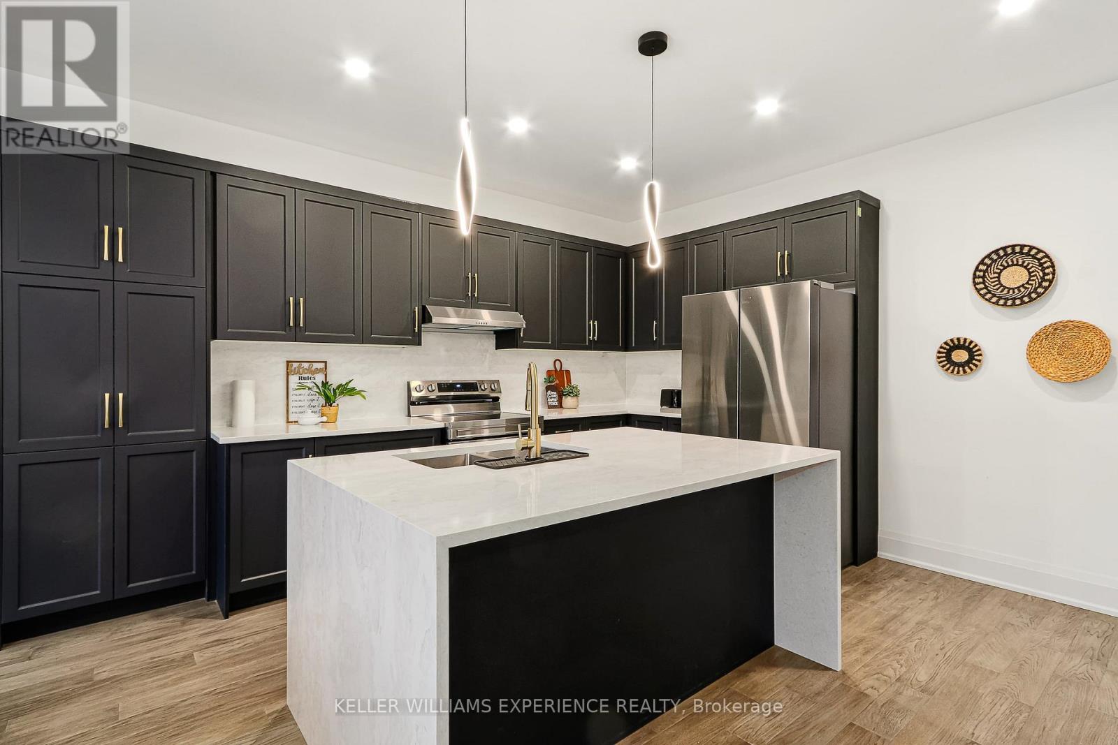 129 Sebastian Street, Blue Mountains, Ontario  N0H 1J0 - Photo 8 - X12981740