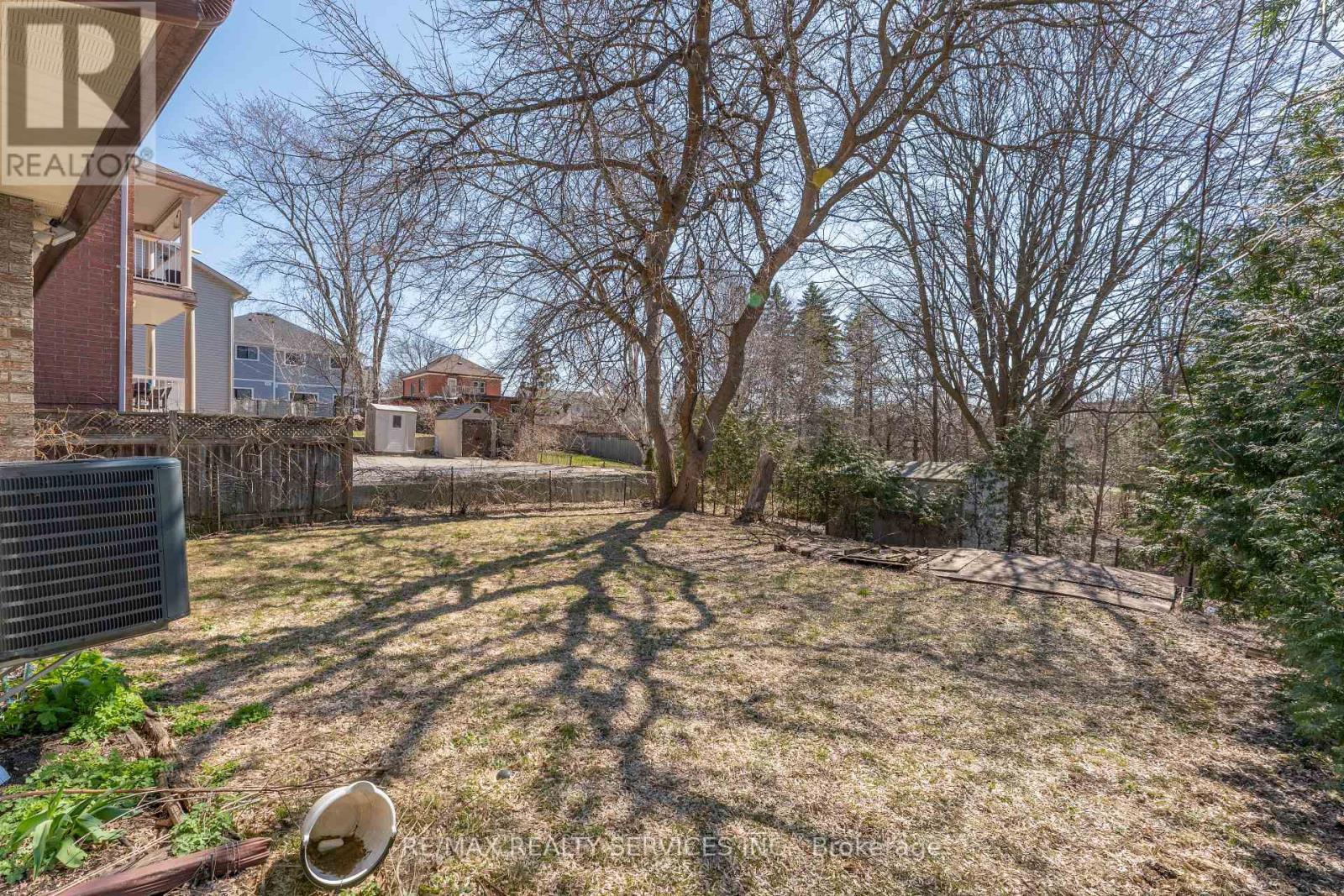 94 Gage Avenue, Kitchener, Ontario  N2G 2E2 - Photo 31 - X12981808