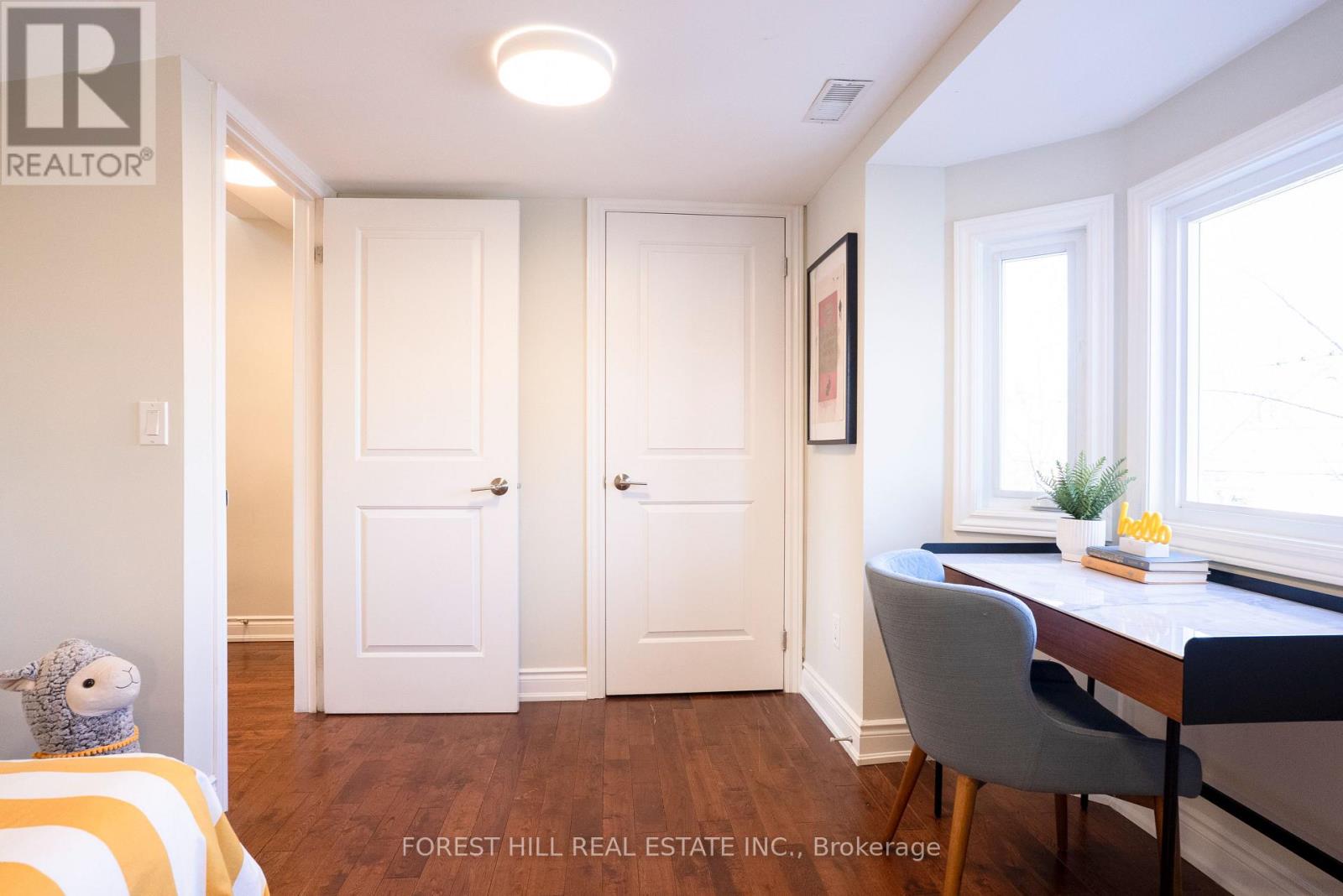 32 Castleton Avenue, Toronto, Ontario  M6N 3Z5 - Photo 12 - W12979668