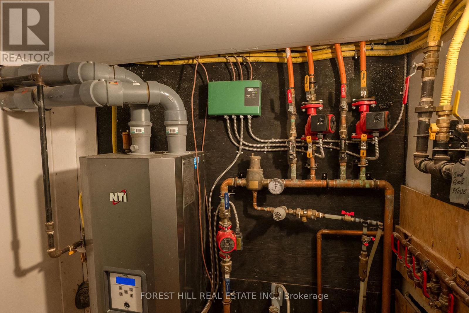 32 Castleton Avenue, Toronto, Ontario  M6N 3Z5 - Photo 22 - W12979668