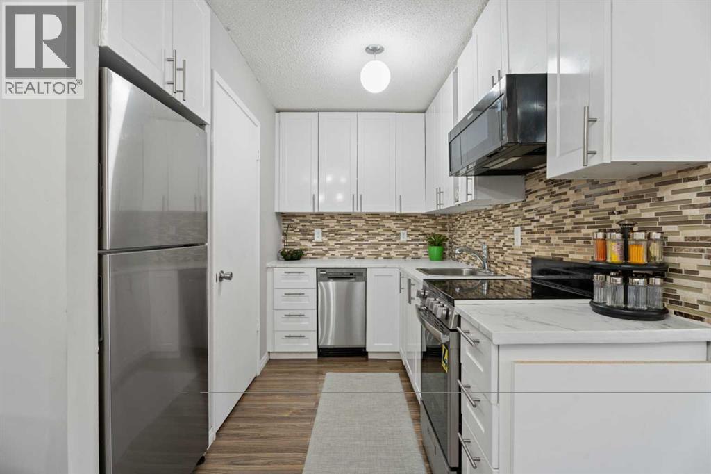 137, 3809 45 Street SW, Calgary, Alberta  T3E 3H4 - Photo 2 - A2300257