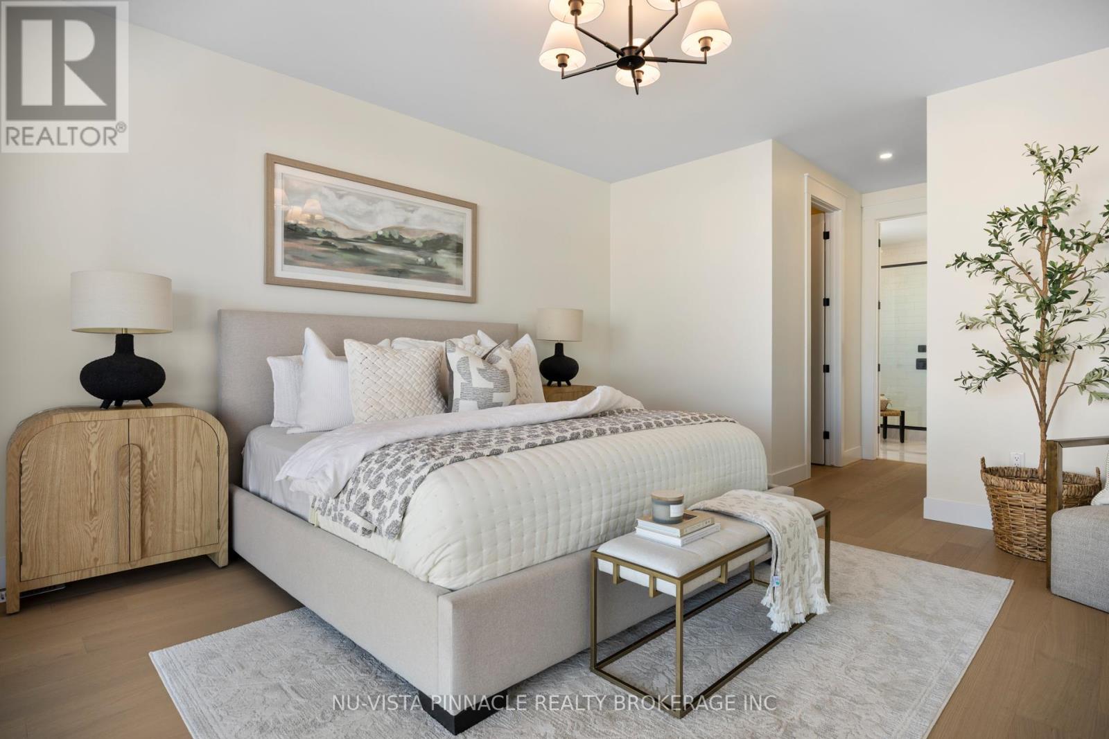 202 Harvest Lane, Thames Centre, Ontario  N0L 1G2 - Photo 21 - X12660874