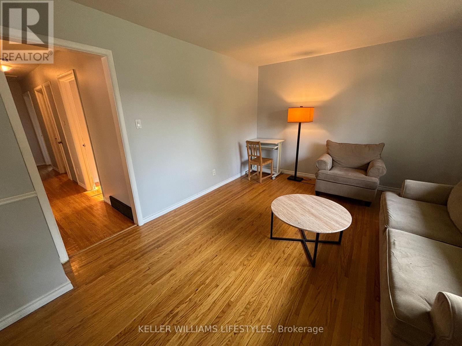 9 Buchan Road, London East, Ontario  N5V 1K9 - Photo 5 - X12975924