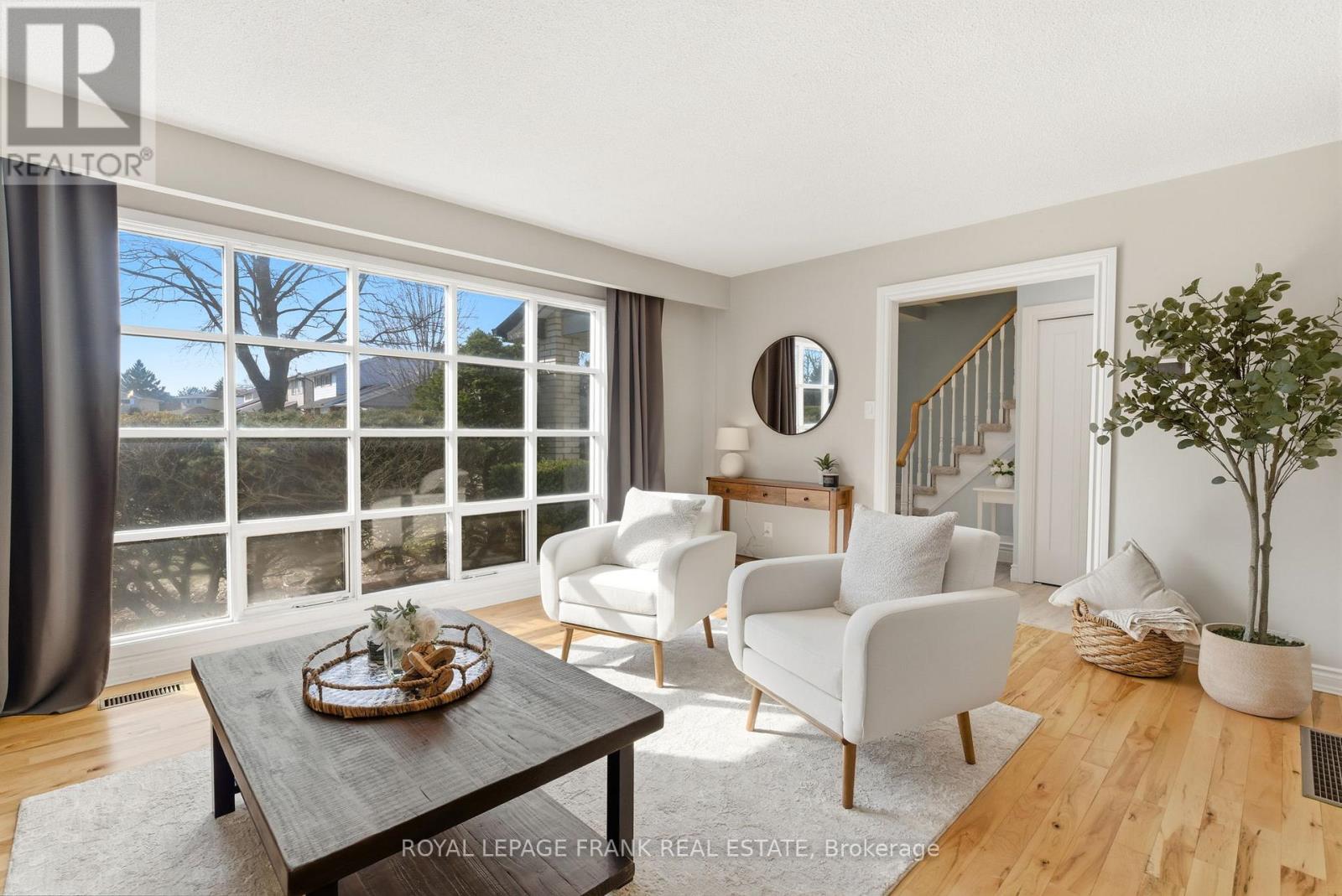 565 Charrington Avenue, Oshawa, Ontario L1G 7L7 - Photo 10 - E12982196