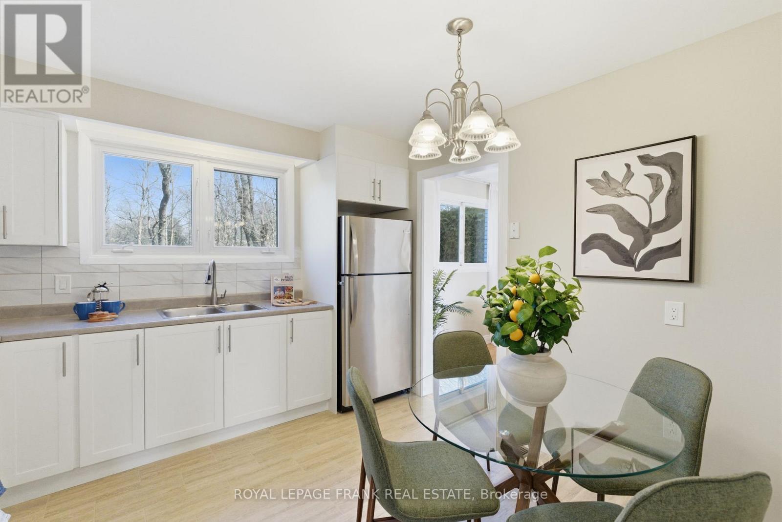 565 Charrington Avenue, Oshawa, Ontario L1G 7L7 - Photo 22 - E12982196