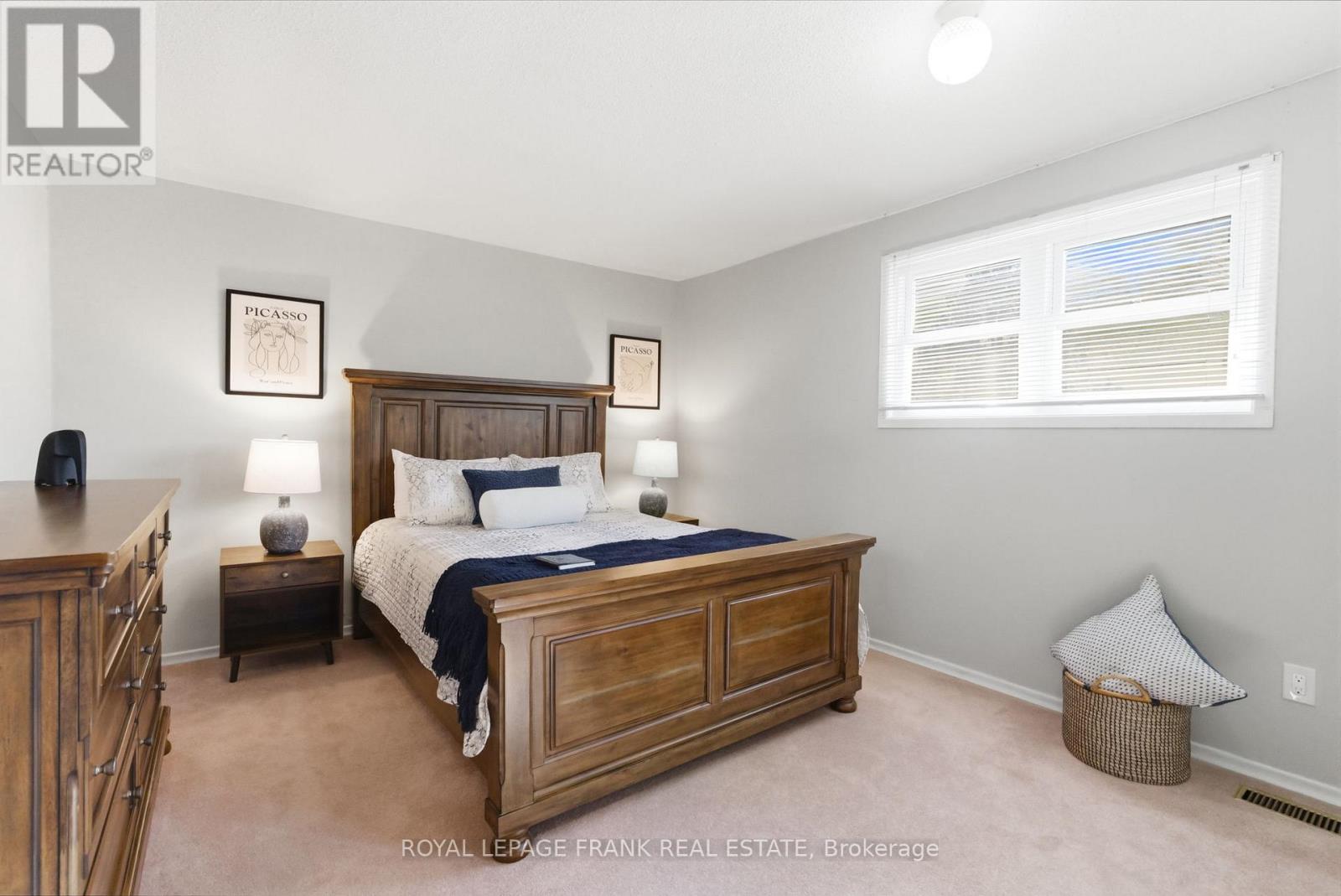 565 Charrington Avenue, Oshawa, Ontario L1G 7L7 - Photo 30 - E12982196