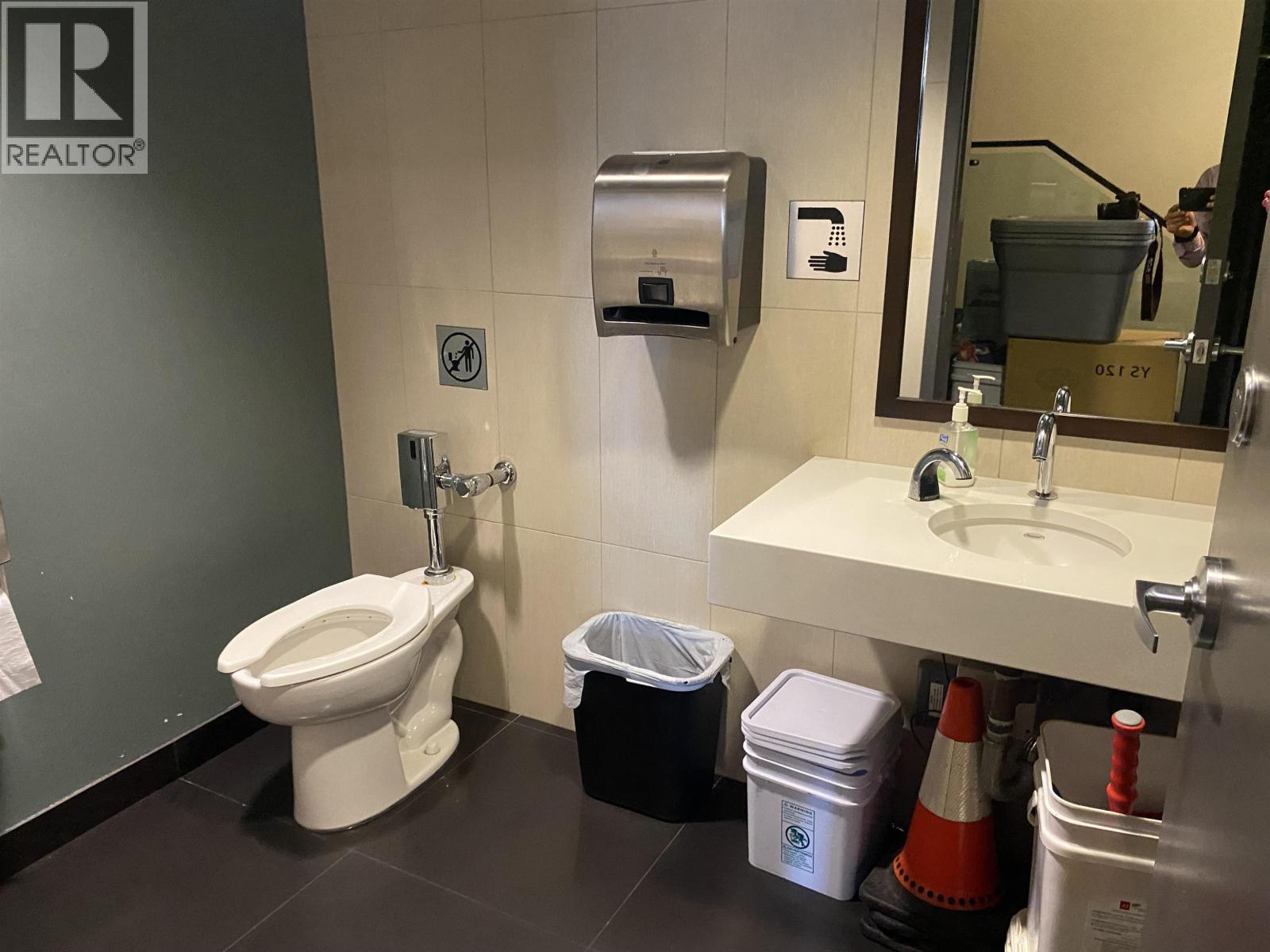 41 6th Street, New Westminster, British Columbia  V3L 2Z1 - Photo 18 - C8077709