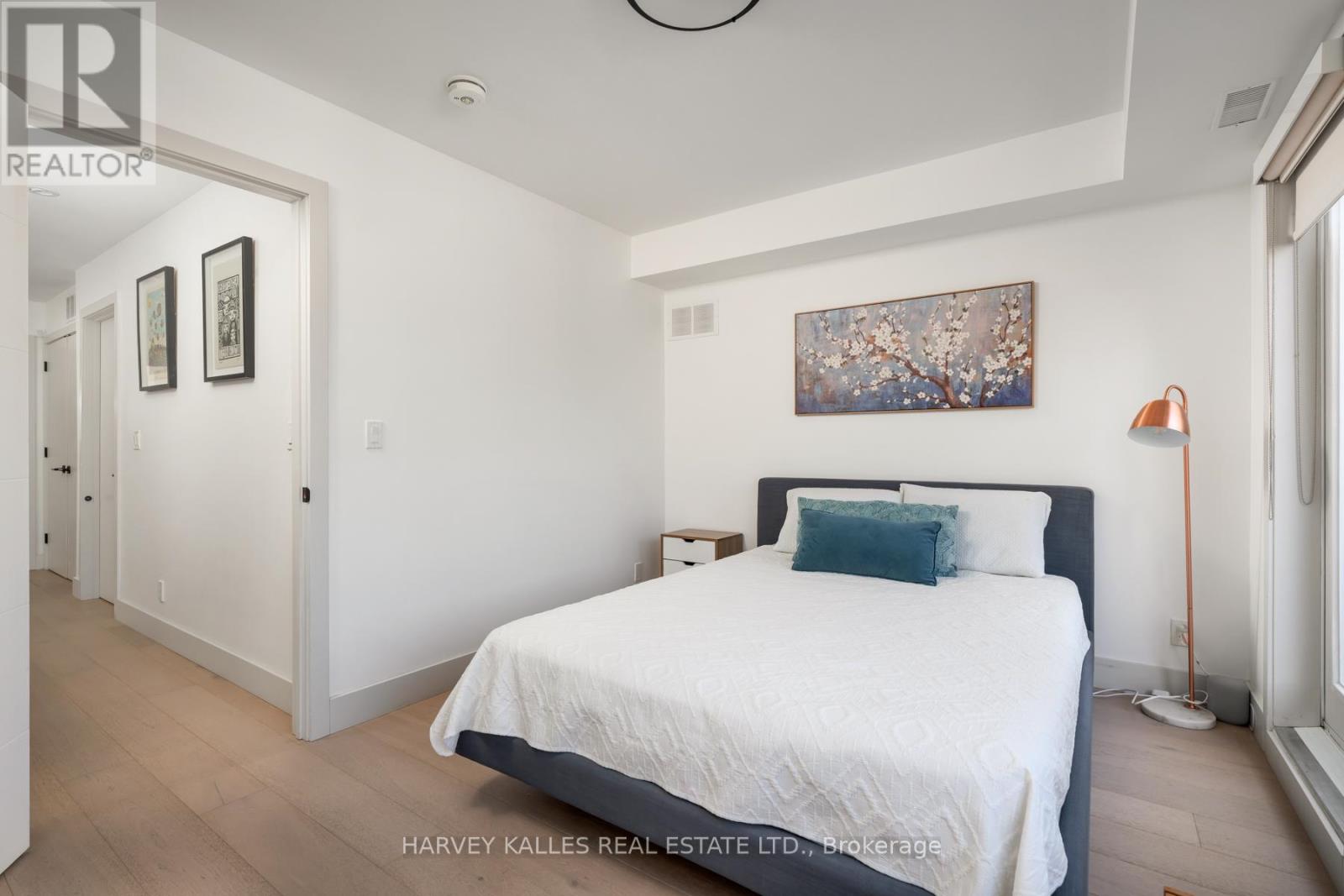 38 Alameda Avenue, Toronto, Ontario  M6C 3W2 - Photo 16 - C12981416