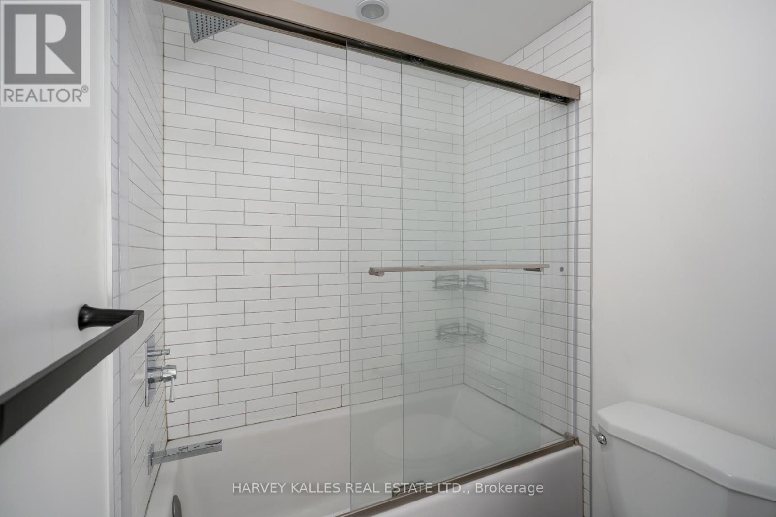 38 Alameda Avenue, Toronto, Ontario  M6C 3W2 - Photo 22 - C12981416