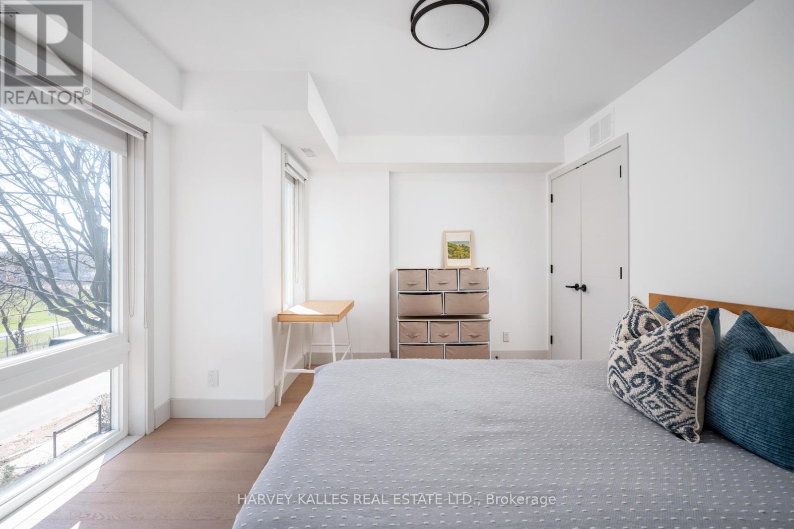 38 Alameda Avenue, Toronto, Ontario  M6C 3W2 - Photo 24 - C12981416