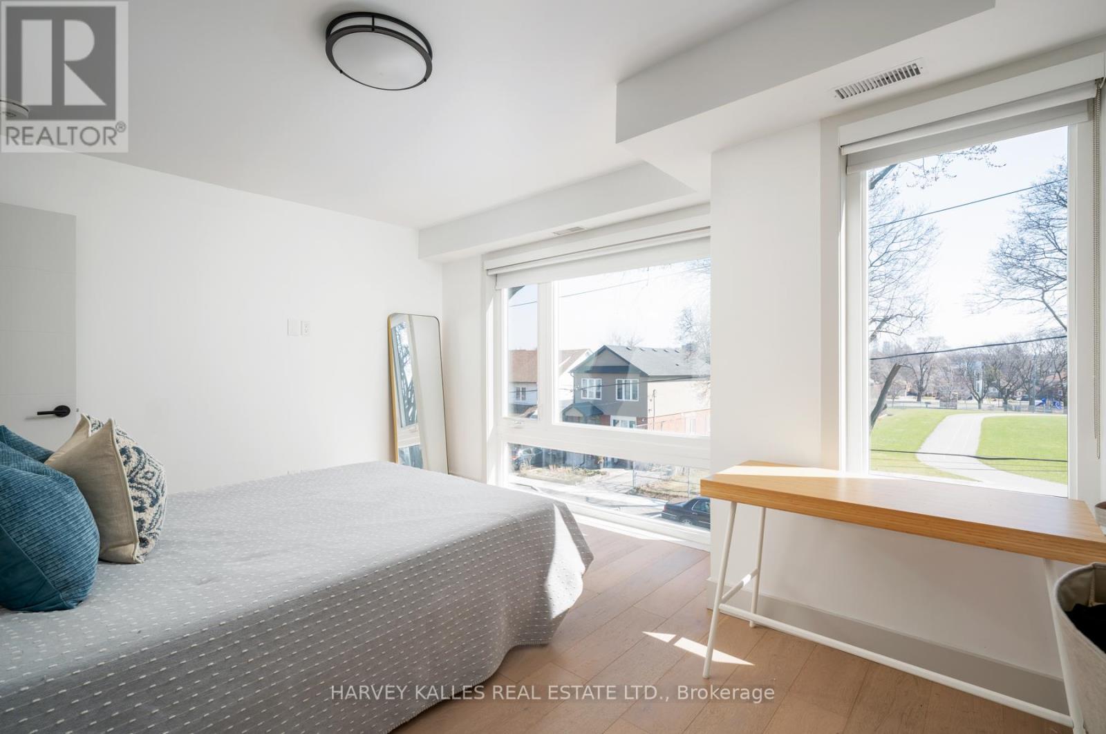 38 Alameda Avenue, Toronto, Ontario  M6C 3W2 - Photo 25 - C12981416