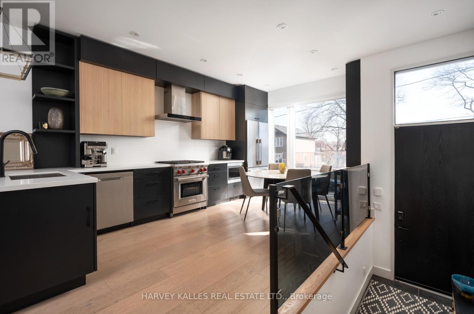 38 Alameda Avenue, Toronto, Ontario  M6C 3W2 - Photo 3 - C12981416