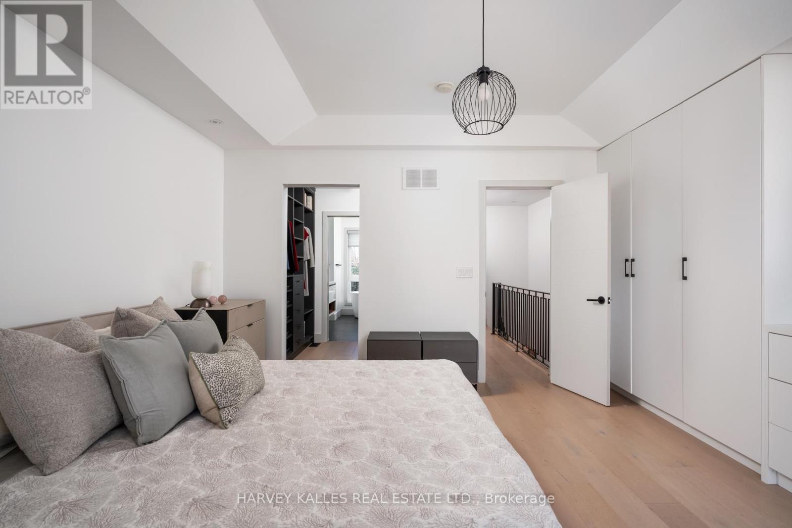 38 Alameda Avenue, Toronto, Ontario  M6C 3W2 - Photo 31 - C12981416