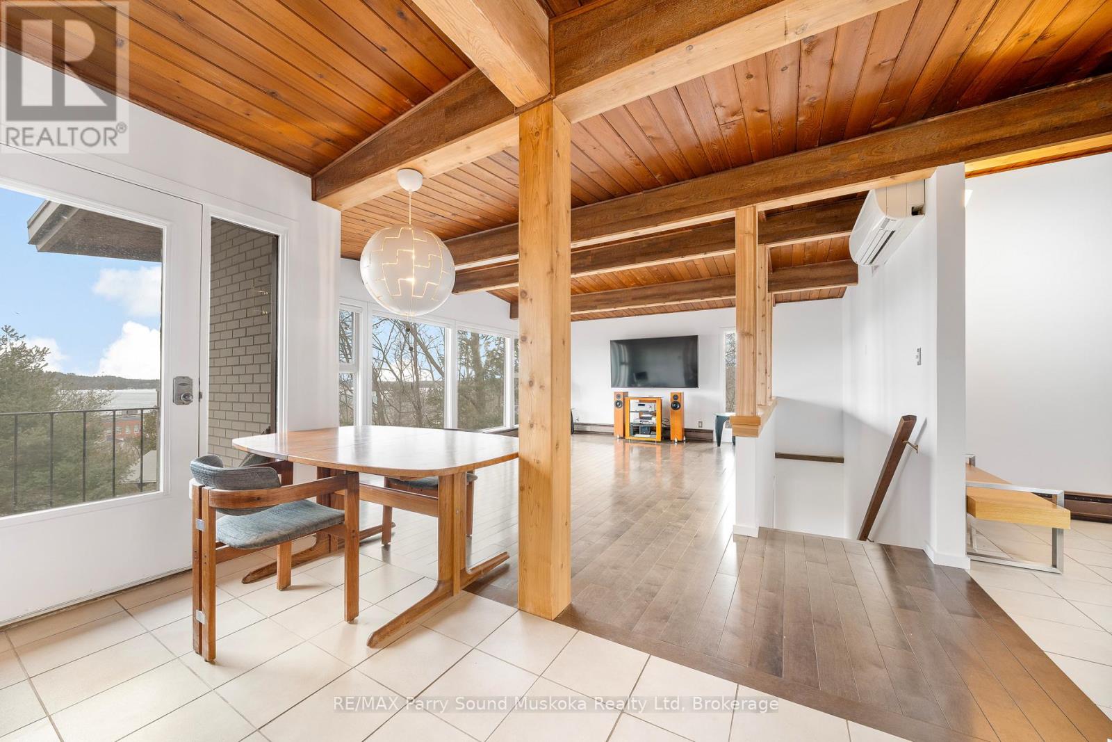 8 Sunset Avenue, Parry Sound, Ontario  P2A 1A5 - Photo 20 - X12982176