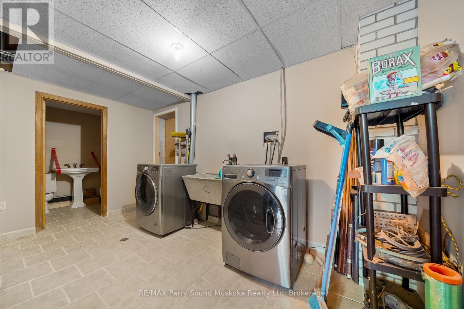 8 Sunset Avenue, Parry Sound, Ontario  P2A 1A5 - Photo 33 - X12982176