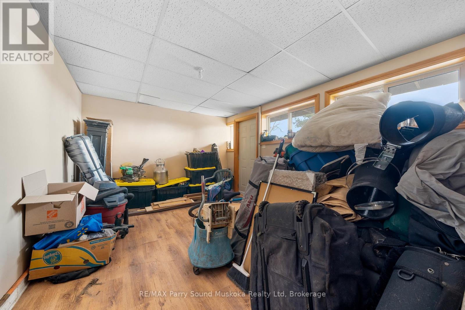 8 Sunset Avenue, Parry Sound, Ontario  P2A 1A5 - Photo 35 - X12982176