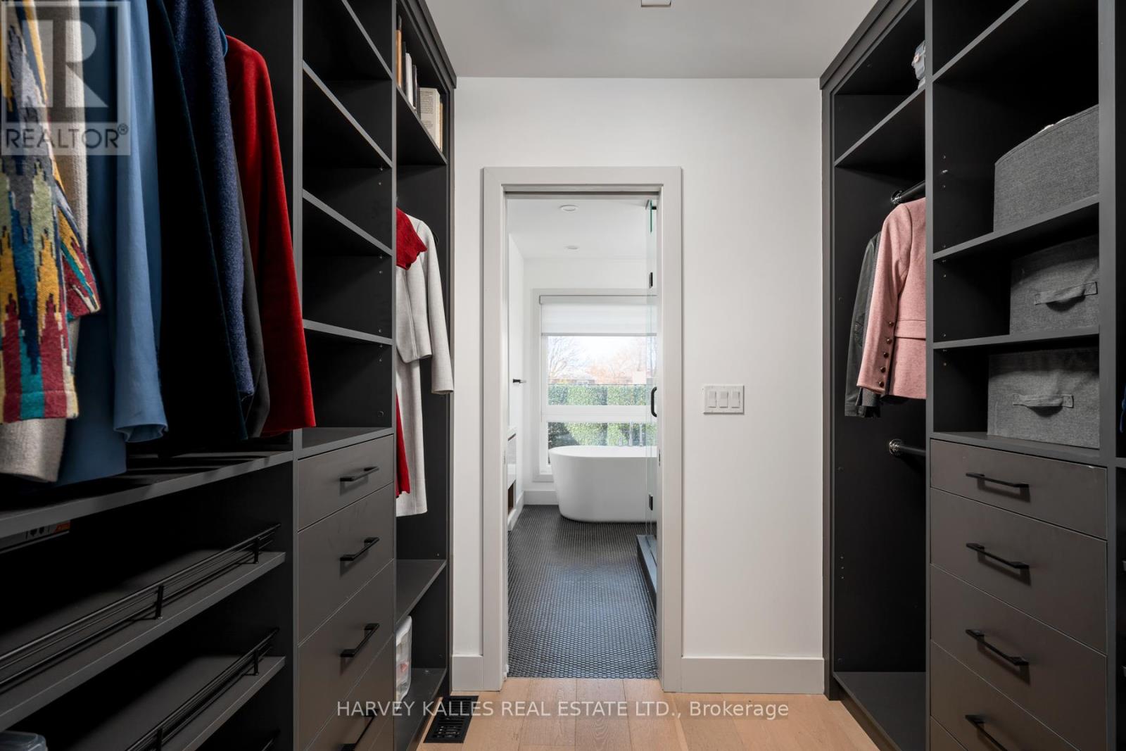 38 Alameda Avenue, Toronto, Ontario  M6C 3W2 - Photo 34 - C12981416