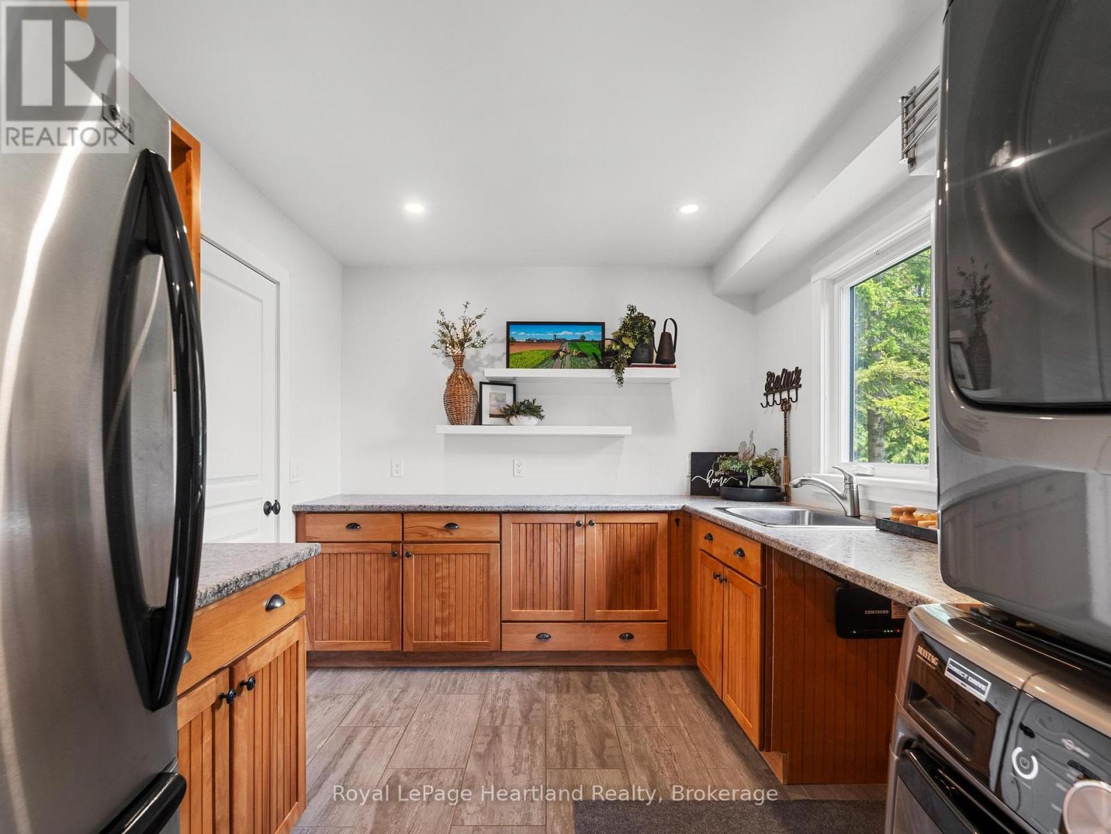 84539 Ridge Drive, Ashfield-Colborne-Wawanosh, Ontario  N7A 3X9 - Photo 19 - X12982198