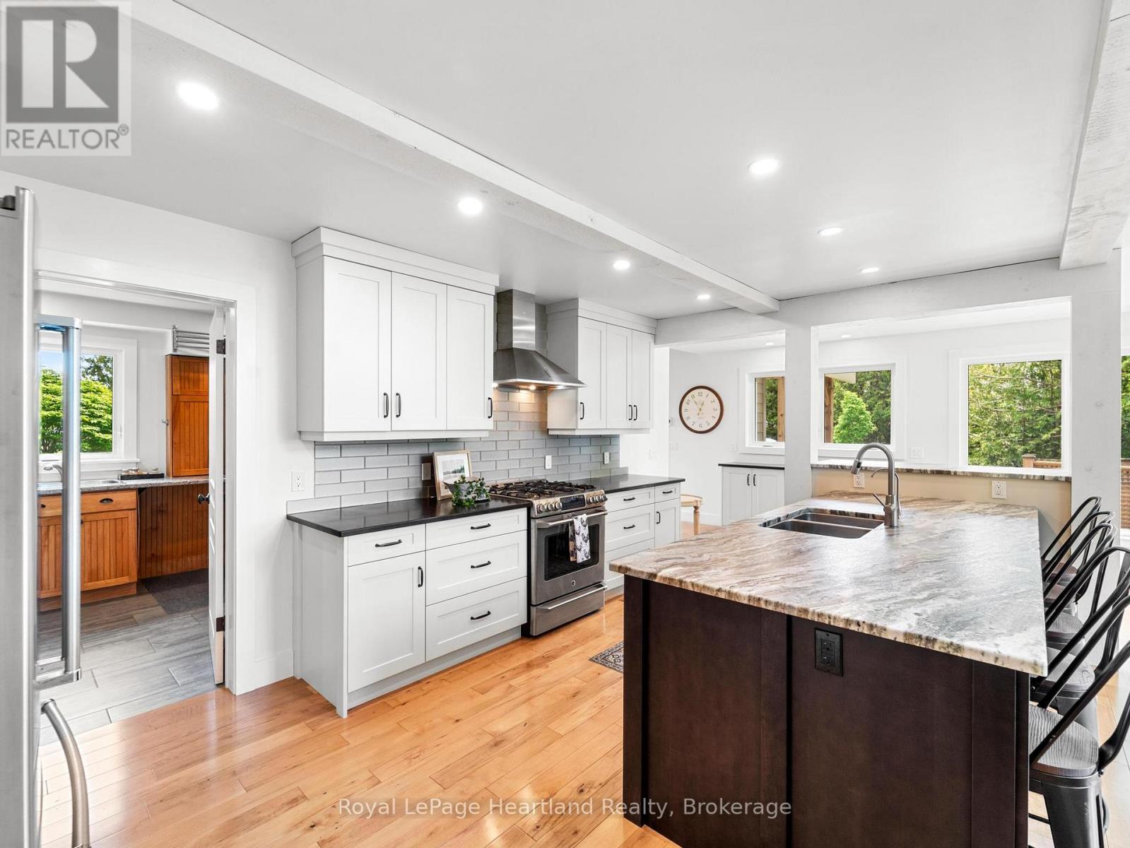 84539 Ridge Drive, Ashfield-Colborne-Wawanosh, Ontario  N7A 3X9 - Photo 9 - X12982198