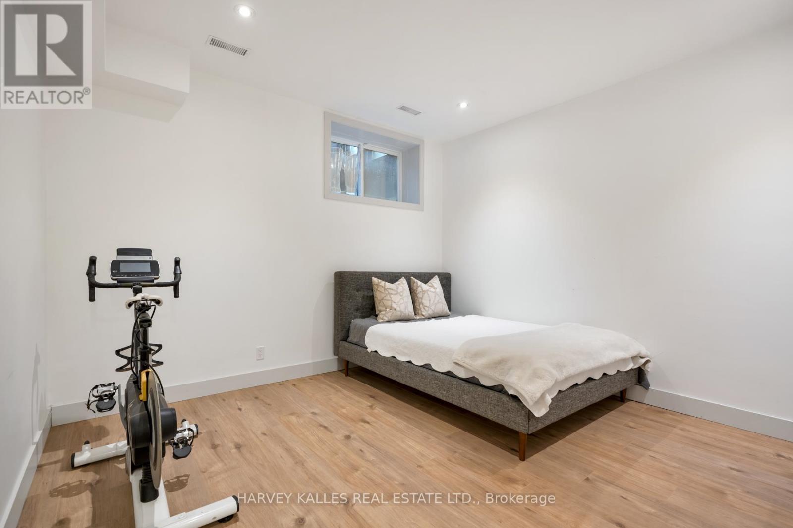 38 Alameda Avenue, Toronto, Ontario  M6C 3W2 - Photo 41 - C12981416