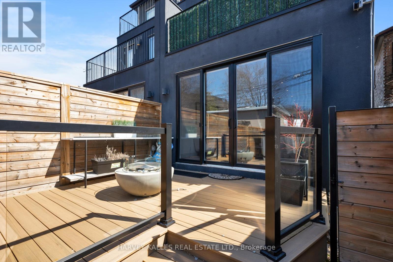 38 Alameda Avenue, Toronto, Ontario  M6C 3W2 - Photo 43 - C12981416