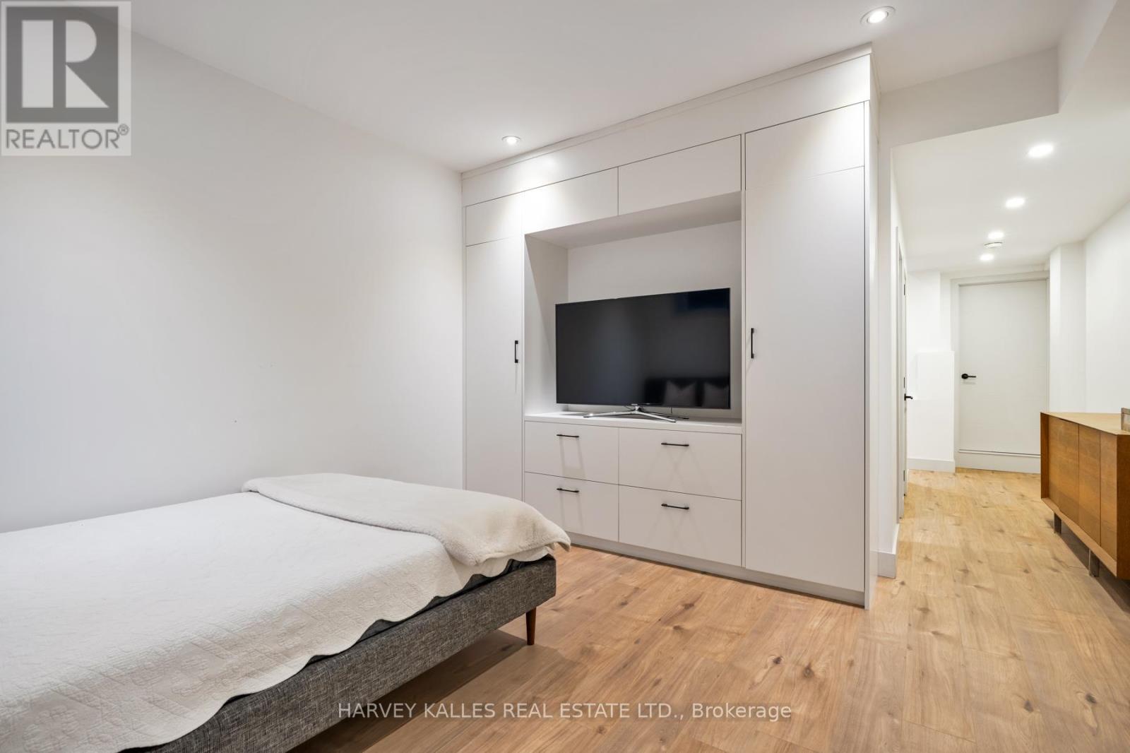 38 Alameda Avenue, Toronto, Ontario  M6C 3W2 - Photo 42 - C12981416