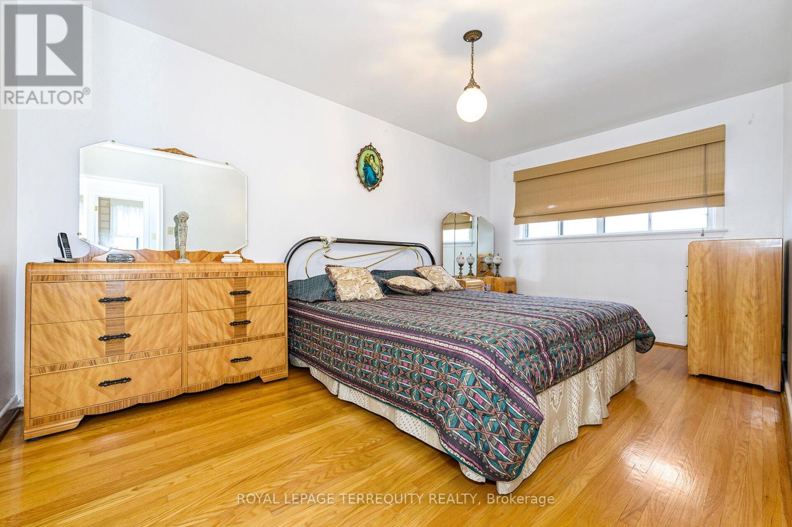 8 Sonnet Court, Toronto, Ontario M6L 1J7 - Photo 15 - W12900578