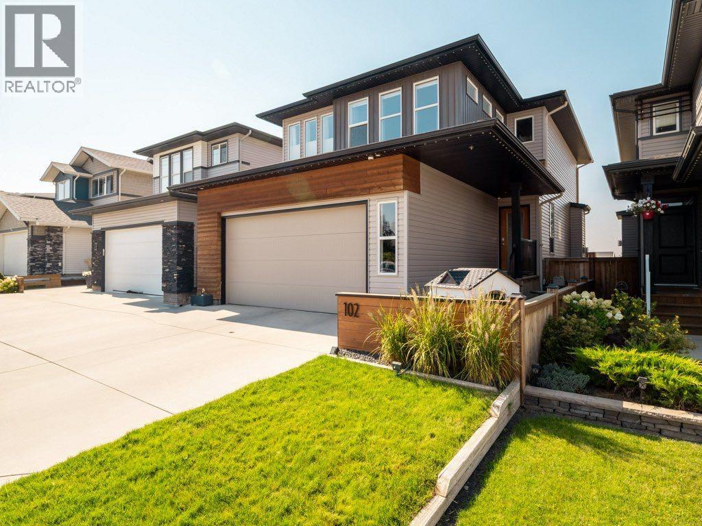 102 Blackwolf Bay N, Lethbridge, Alberta  T1H 7E9 - Photo 2 - A2281852