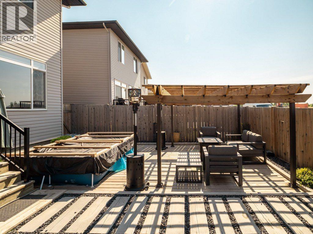 102 Blackwolf Bay N, Lethbridge, Alberta  T1H 7E9 - Photo 48 - A2281852