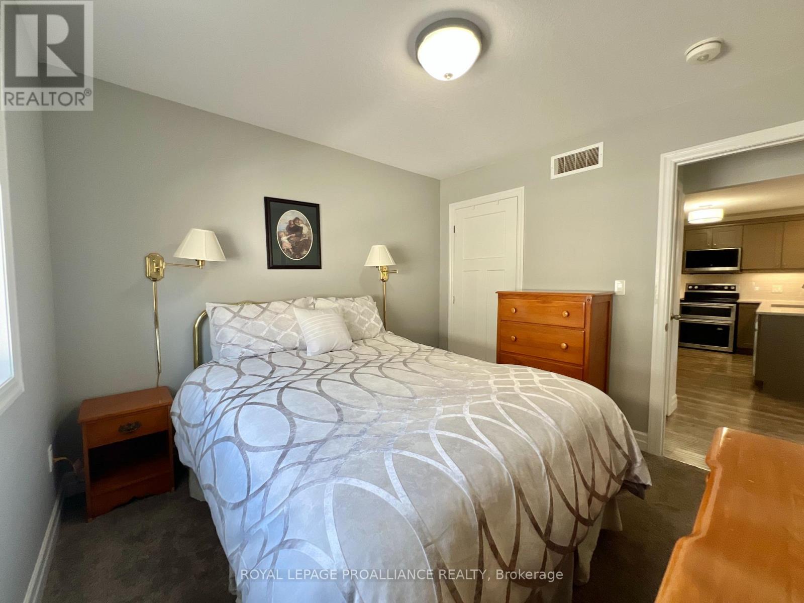 38 Mercedes Drive, Belleville, Ontario  K8N 0B7 - Photo 15 - X12981938