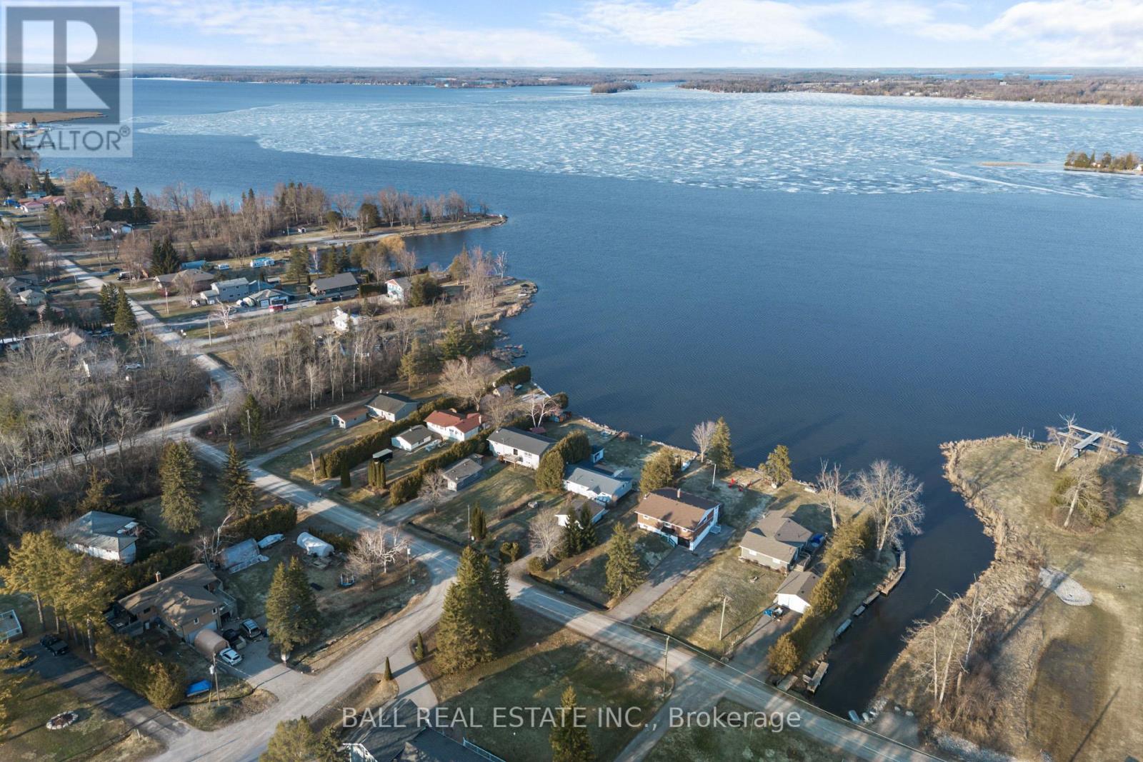 11 Lakeview Crescent, Kawartha Lakes, Ontario  K0M 1A0 - Photo 34 - X12982158