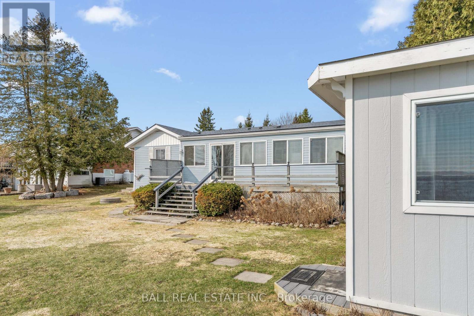 11 Lakeview Crescent, Kawartha Lakes, Ontario  K0M 1A0 - Photo 38 - X12982158