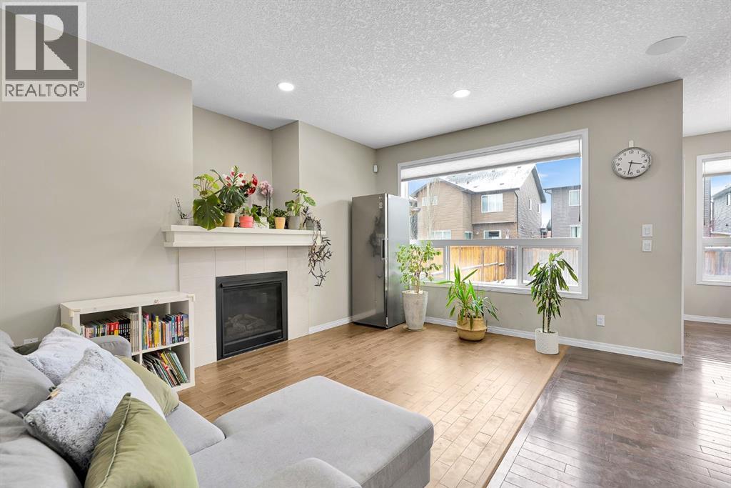 177 Cougar Ridge Close Sw, Calgary, Alberta T3H 0V4 - Photo 5 - A2292847