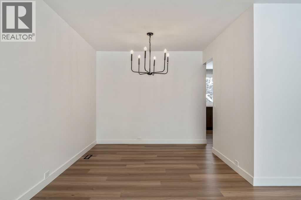 5880 Dalridge Hill NW, Calgary, Alberta  T3A 1L9 - Photo 8 - A2297052