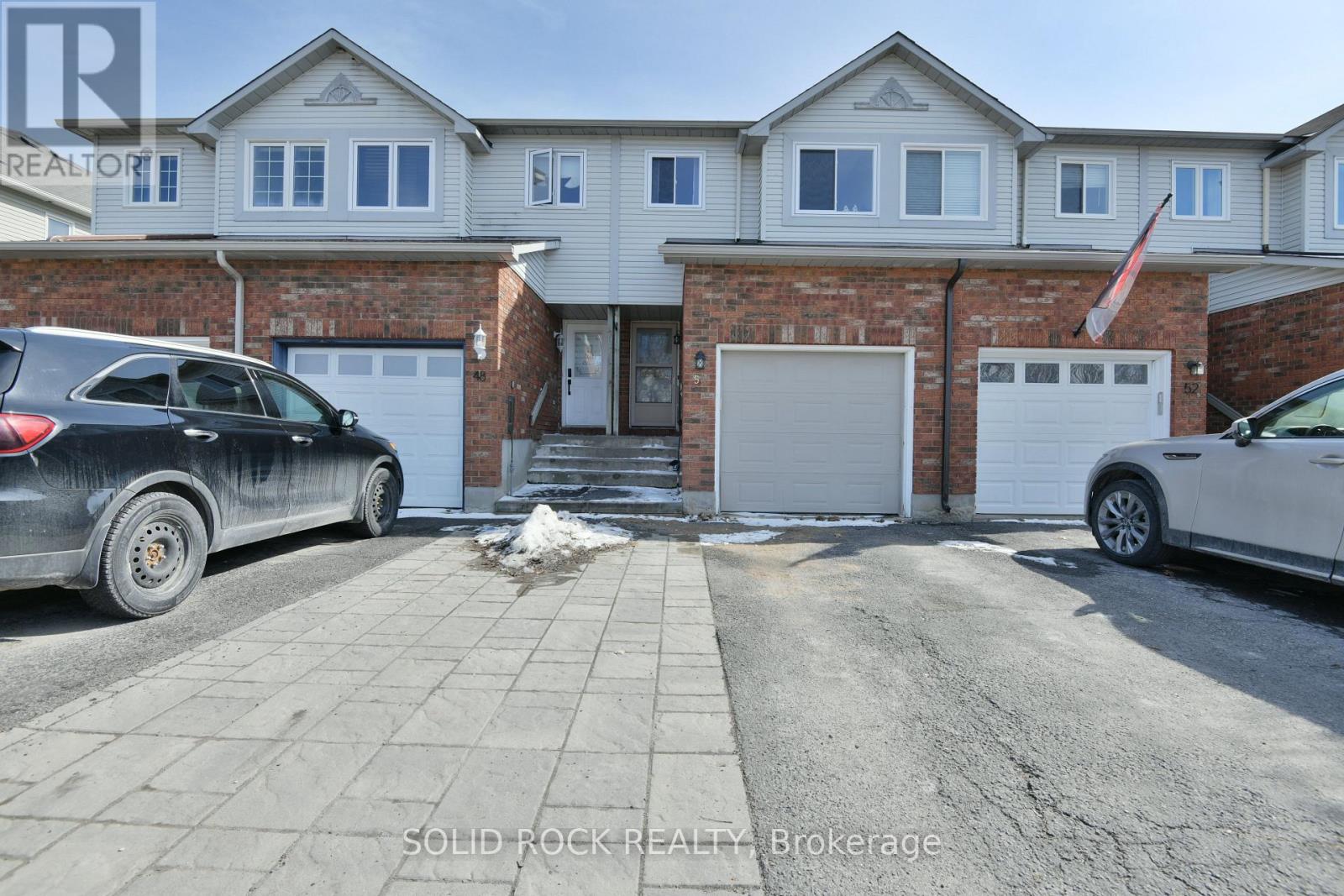 50 Spruce Crescent, Arnprior, Ontario  K7S 3V8 - Photo 2 - X12981960