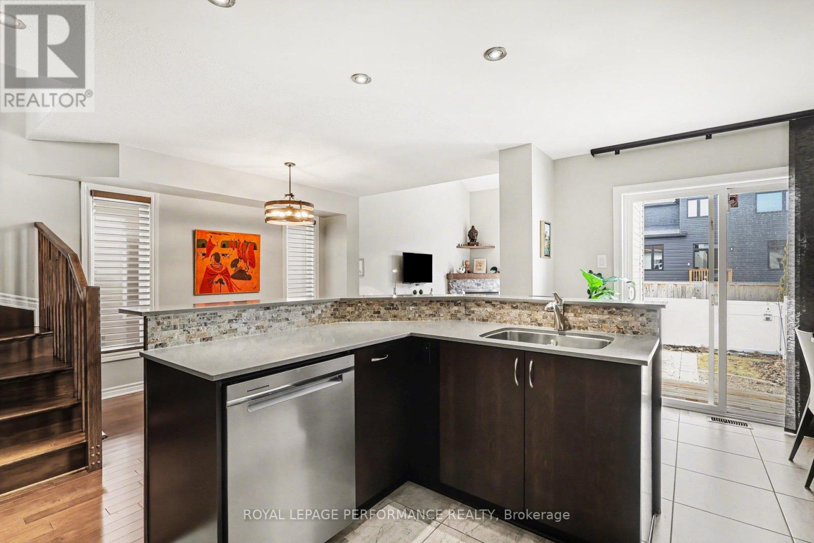 530 Salzburg Drive, Ottawa, Ontario  K4A 0C6 - Photo 17 - X12981968