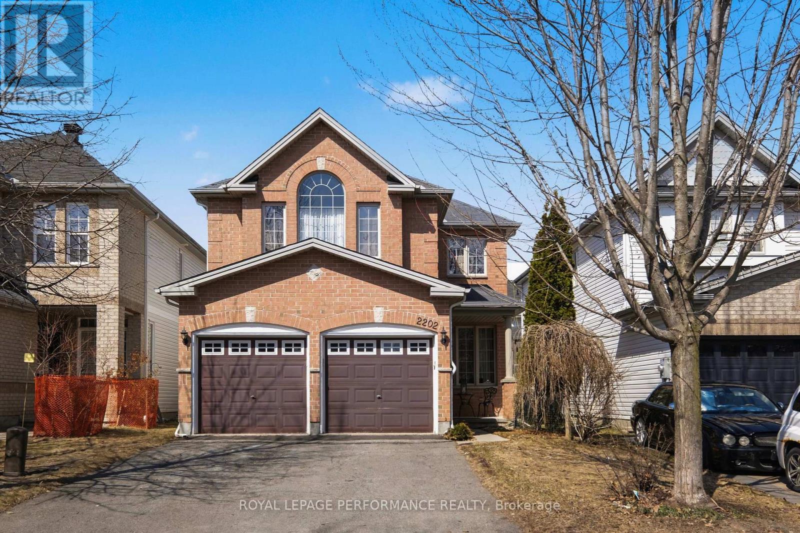 2202 Clendenan Crescent, Ottawa, Ontario  K4A 4S8 - Photo 2 - X12981986