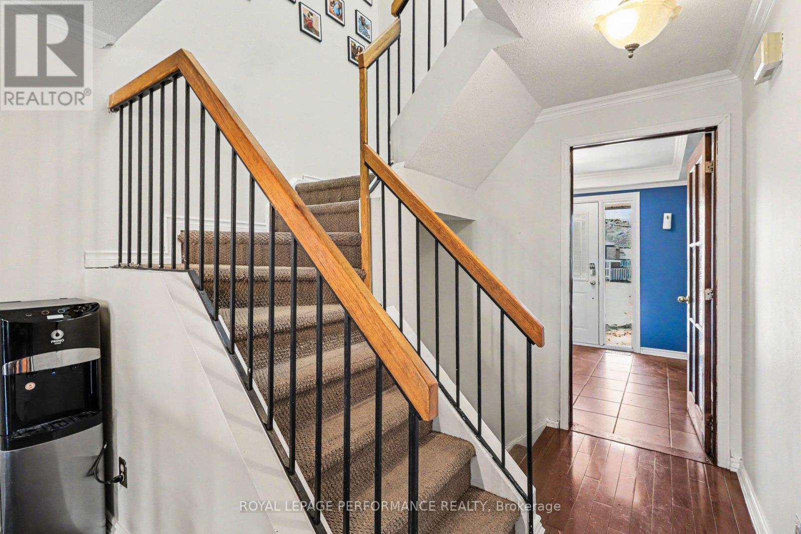 7004 Bilberry Drive, Ottawa, Ontario  K1C 3R6 - Photo 12 - X12982004