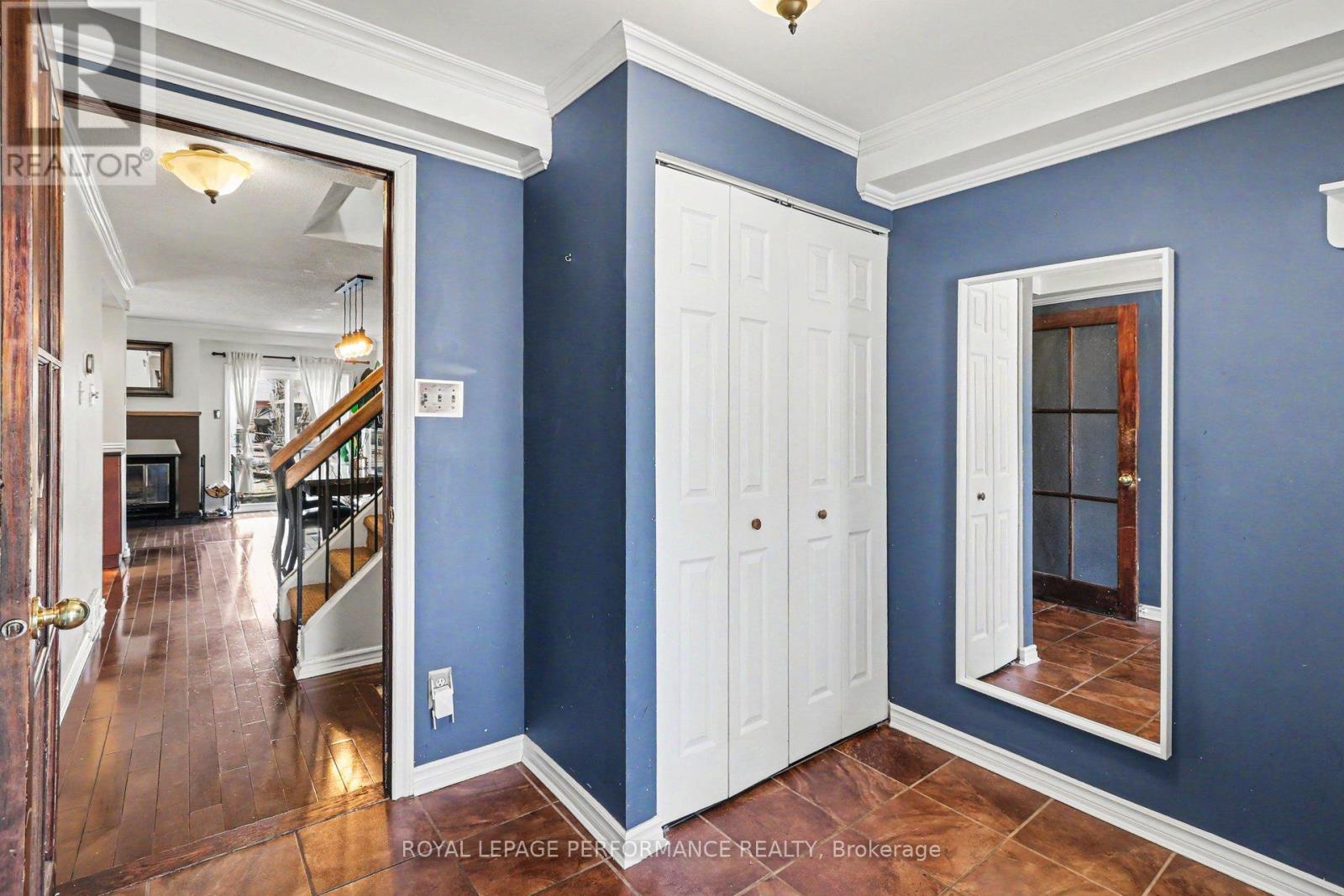 7004 Bilberry Drive, Ottawa, Ontario  K1C 3R6 - Photo 27 - X12982004