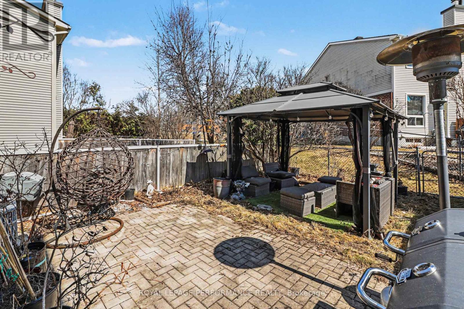 7004 Bilberry Drive, Ottawa, Ontario  K1C 3R6 - Photo 32 - X12982004