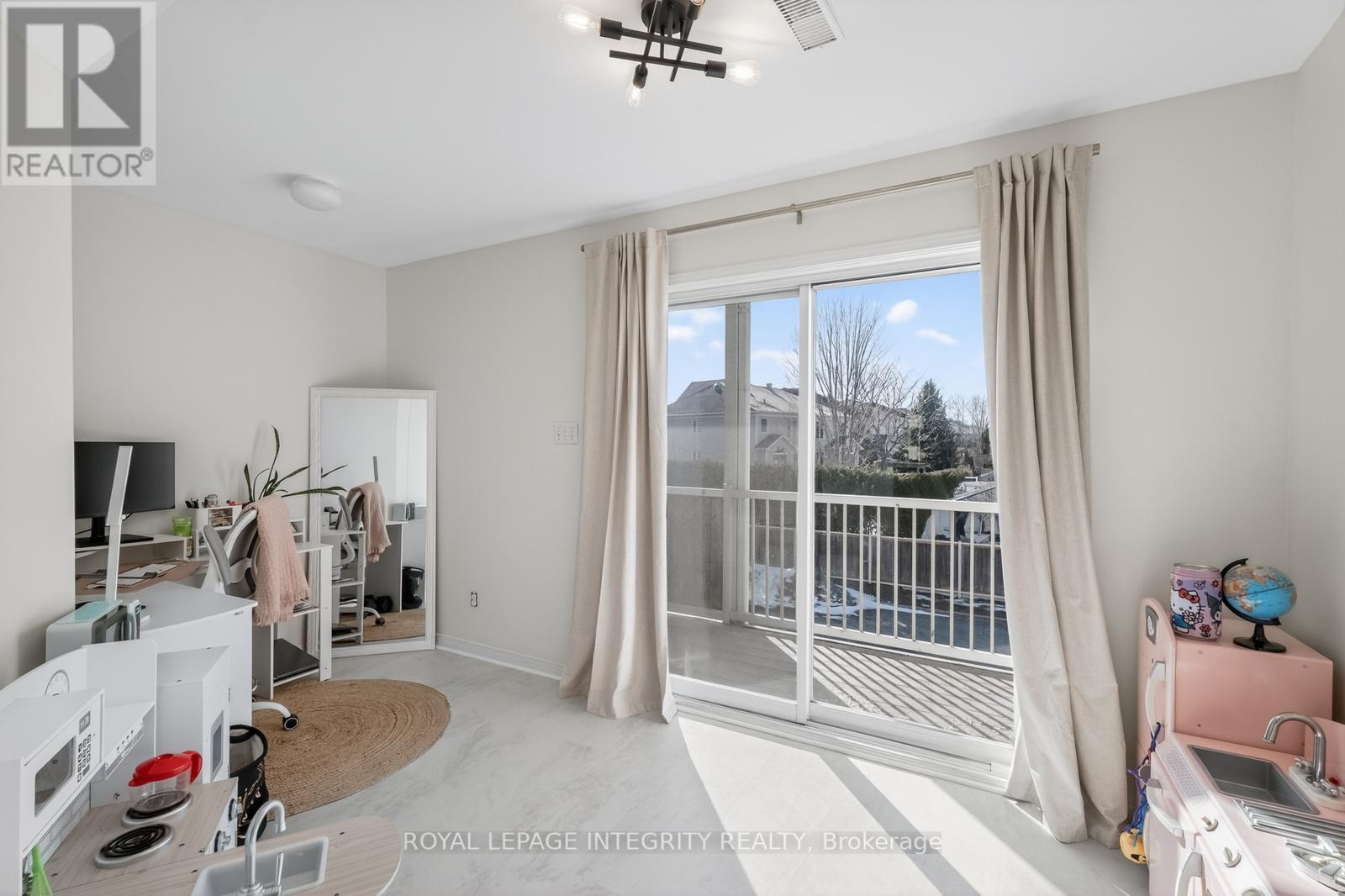 258 Chapman Mills Drive, Ottawa, Ontario  K2J 0B9 - Photo 12 - X12982022