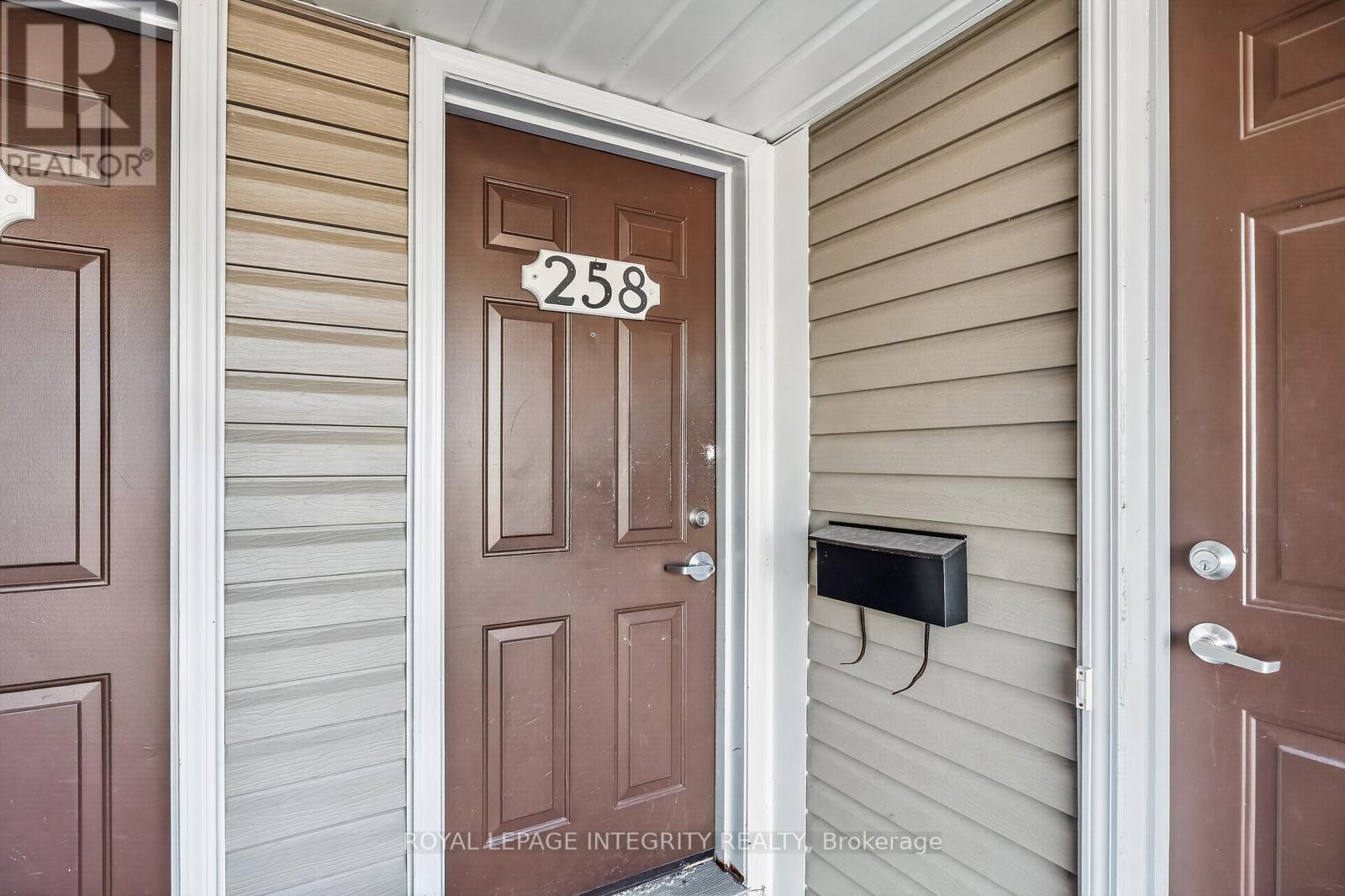 258 Chapman Mills Drive, Ottawa, Ontario  K2J 0B9 - Photo 3 - X12982022