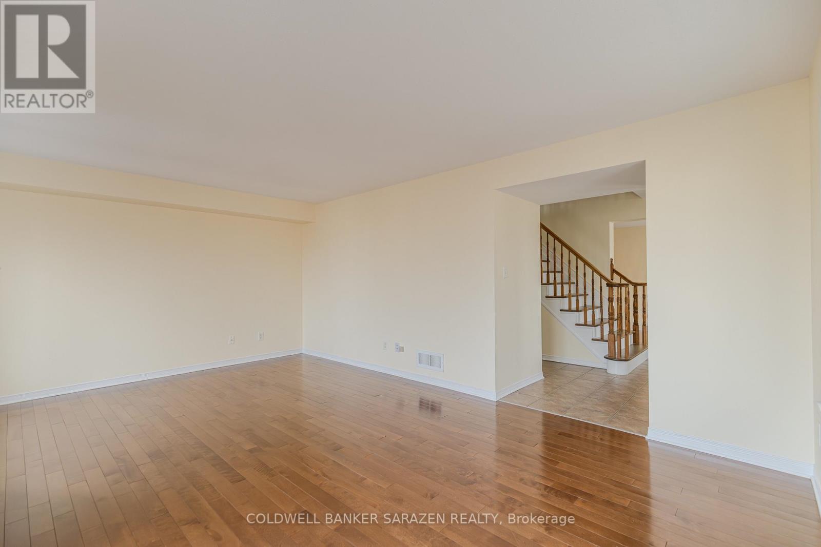 486 Wisteria Crescent, Ottawa, Ontario  K1V 0N6 - Photo 11 - X12982030