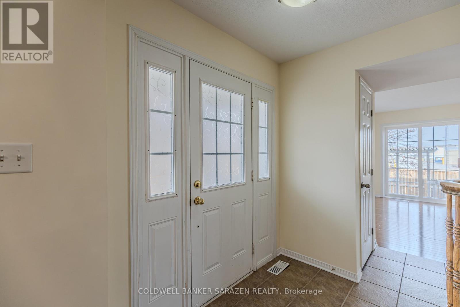 486 Wisteria Crescent, Ottawa, Ontario  K1V 0N6 - Photo 4 - X12982030