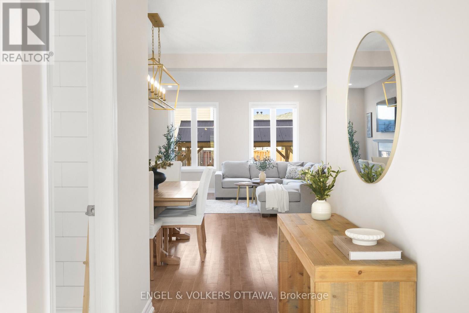 272 Meynell Road, Ottawa, Ontario  K0A 2Z0 - Photo 3 - X12982044