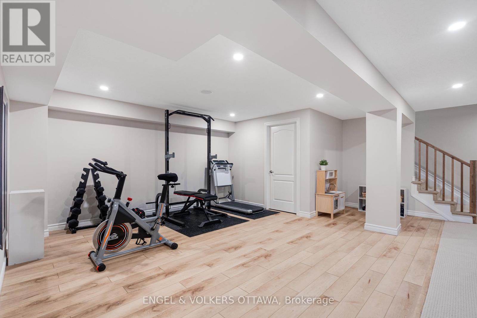 272 Meynell Road, Ottawa, Ontario  K0A 2Z0 - Photo 38 - X12982044