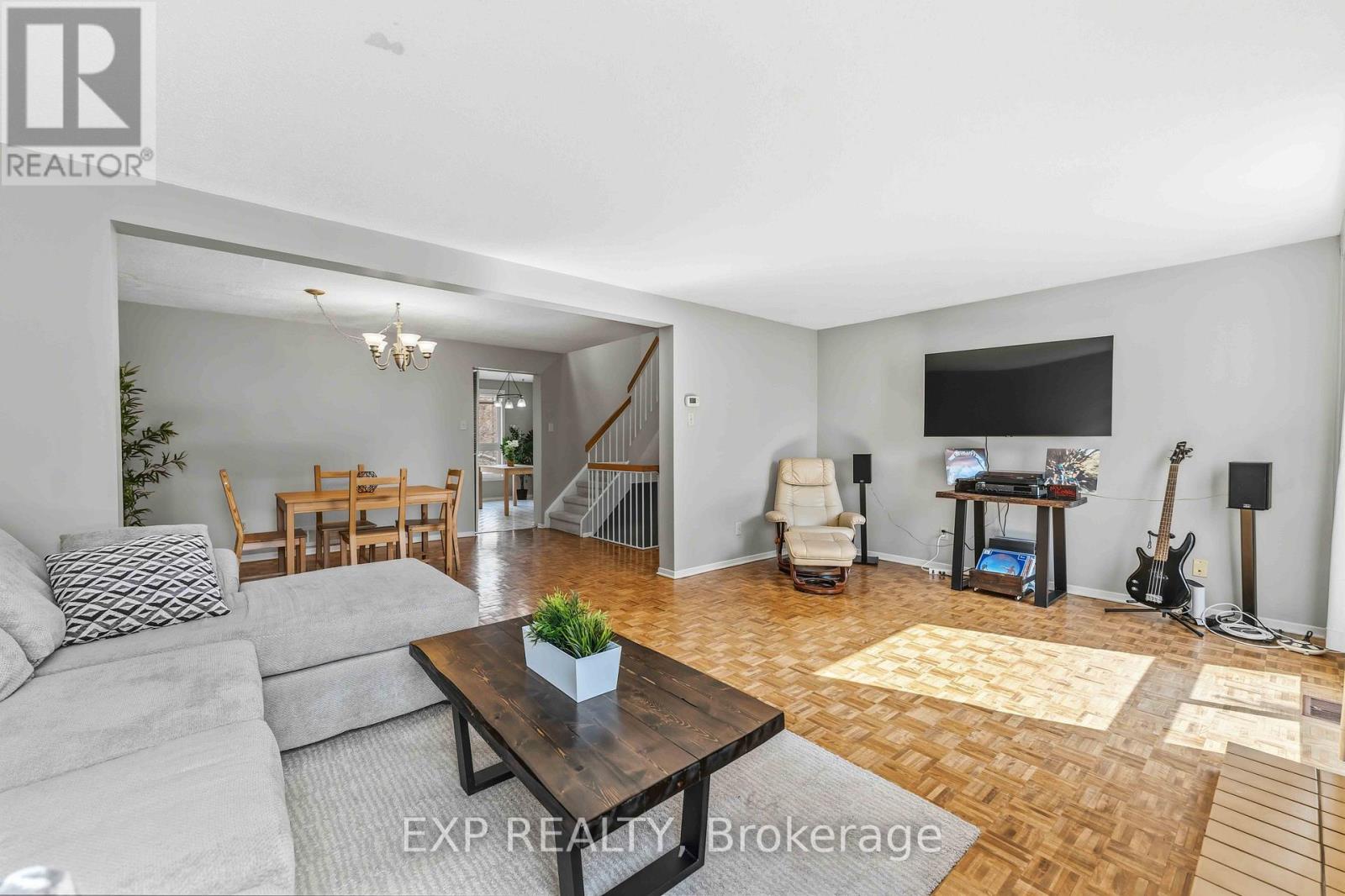 E - 1 Crestlea Crescent, Ottawa, Ontario  K2G 4N1 - Photo 13 - X12982110