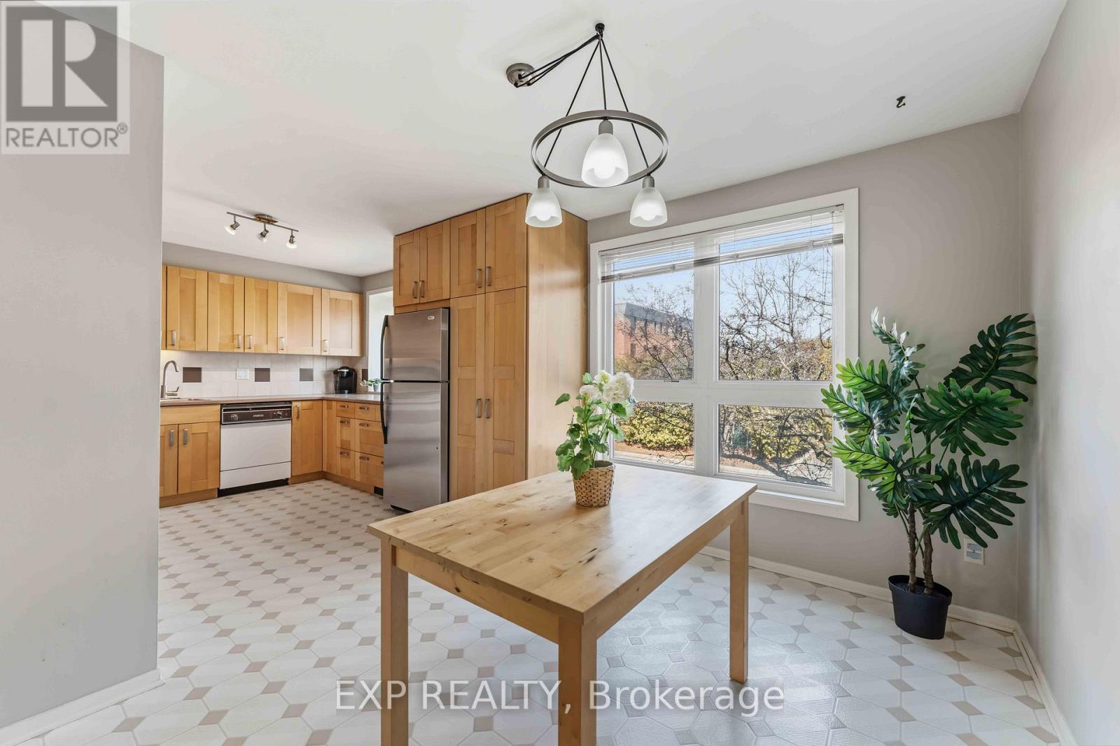 E - 1 Crestlea Crescent, Ottawa, Ontario  K2G 4N1 - Photo 16 - X12982110