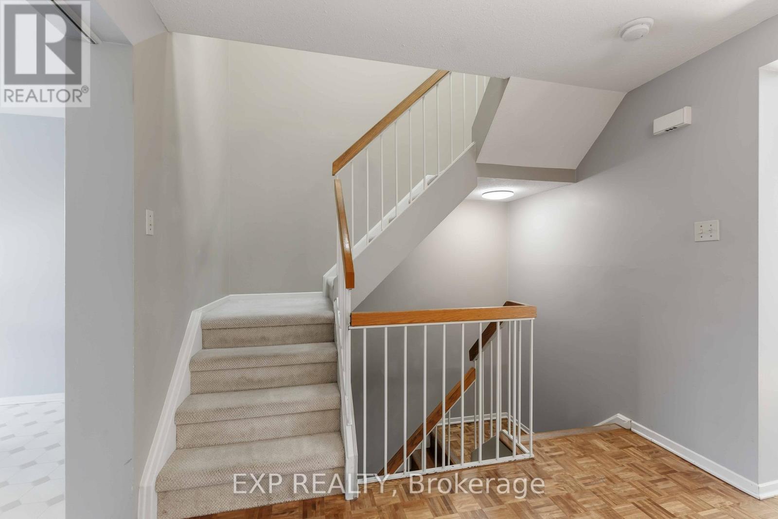 E - 1 Crestlea Crescent, Ottawa, Ontario  K2G 4N1 - Photo 18 - X12982110